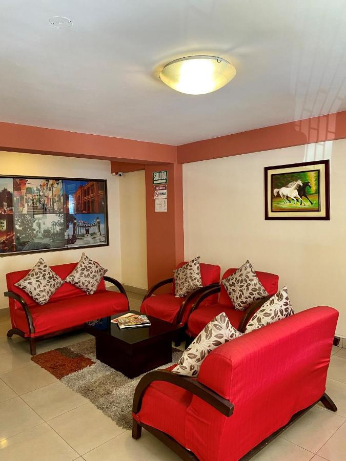 Hostal Montesa Гуаякіль Екстер'єр фото